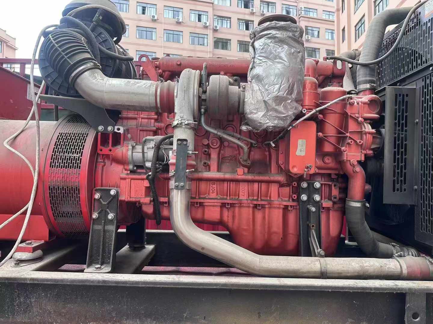江永如何选择适合 600kW 柴油发电机组的过载保护器？
