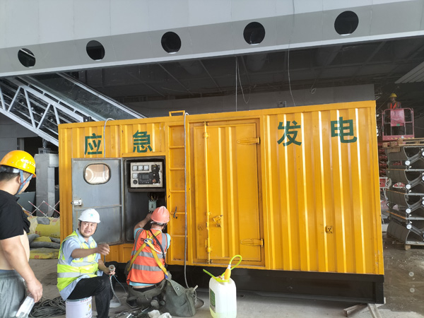 江永怎样判断空气滤清器是否需要更换？